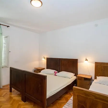 Petar Apartament
