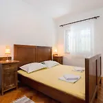 Apartment Petar