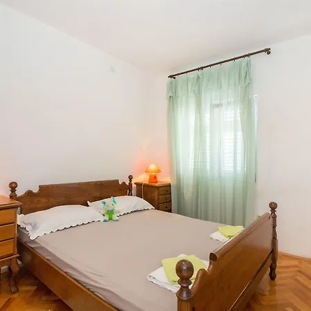 Apartment Petar Kastela