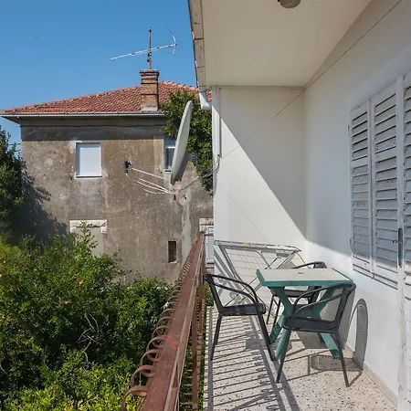 Apartment Petar